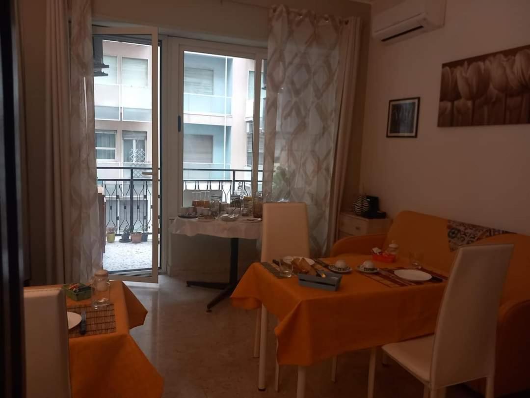 카타니아 La Valigia Sul Letto B&B 외부 사진